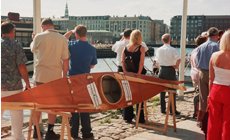 Fremvisning af kajak på Islands Brygge i København